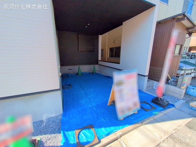 G00358521 東京都江戸川区南小岩２丁目 新築一戸建て 5588万円 土地面積63.53m² (約19.21坪) 建物面積108.92m² (約32.94坪) 間取り４ＬＤＫ 築年月2025年01月(築１年以内)【外観10】