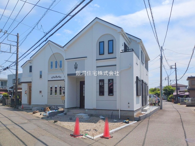 G00361077 神奈川県高座郡寒川町小谷３丁目 新築一戸建て 3380万円 土地面積100.35m² (約30.35坪) 建物面積99.37m² (約30.05坪) 間取り４ＬＤＫ 築年月2025年06月【外観13】