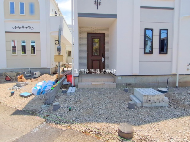G00361077 神奈川県高座郡寒川町小谷３丁目 新築一戸建て 3380万円 土地面積100.35m² (約30.35坪) 建物面積99.37m² (約30.05坪) 間取り４ＬＤＫ 築年月2025年06月【外観18】