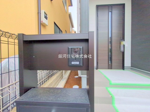 G00362915 埼玉県さいたま市南区大字大谷口 新築一戸建て 3680万円 土地面積94.23m² (約28.50坪) 建物面積105.30m² (約31.85坪) 間取り３ＬＤＫ 築年月2025年04月(築１年以内)【外観7】