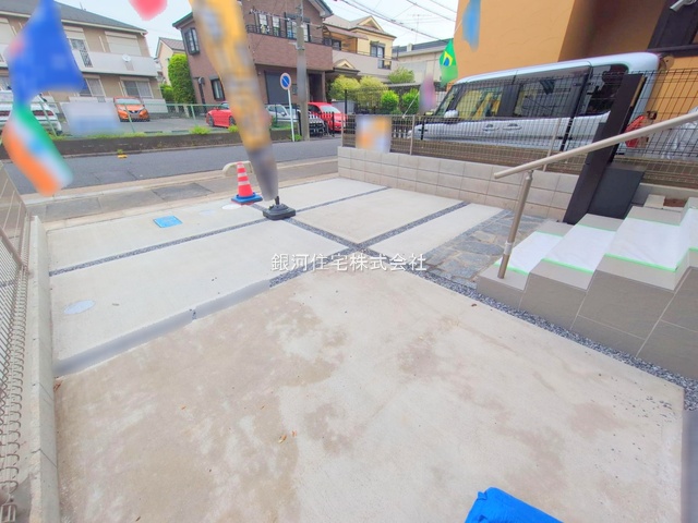G00362915 埼玉県さいたま市南区大字大谷口 新築一戸建て 3680万円 土地面積94.23m² (約28.50坪) 建物面積105.30m² (約31.85坪) 間取り３ＬＤＫ 築年月2025年04月(築１年以内)【外観9】