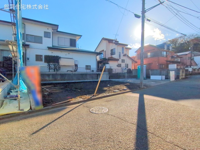 上依知