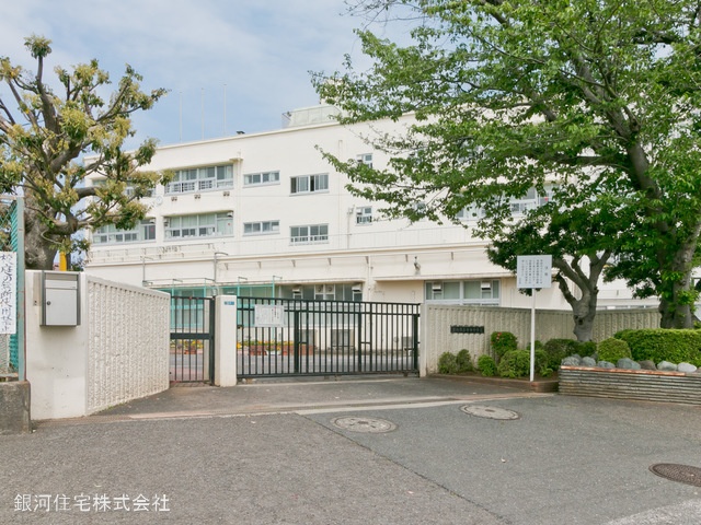 G00367253 神奈川県横浜市泉区中田東４丁目 土地 3330万円 土地面積106.71m² (約32.27坪)【周辺環境】横浜市立中田中学校