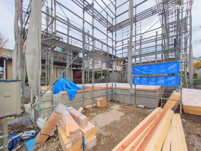 G00368207 埼玉県さいたま市西区大字中野林 新築一戸建て 3180万円 土地面積146.54m² (約44.32坪) 建物面積99.36m² (約30.05坪) 間取り４ＬＤＫ 築年月2025年06月【外観4】