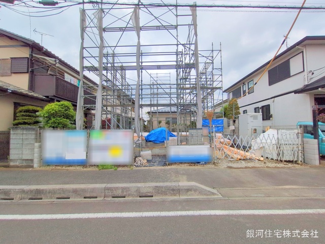 G00368207 埼玉県さいたま市西区大字中野林 新築一戸建て 3180万円 土地面積146.54m² (約44.32坪) 建物面積99.36m² (約30.05坪) 間取り４ＬＤＫ 築年月2025年06月【外観5】