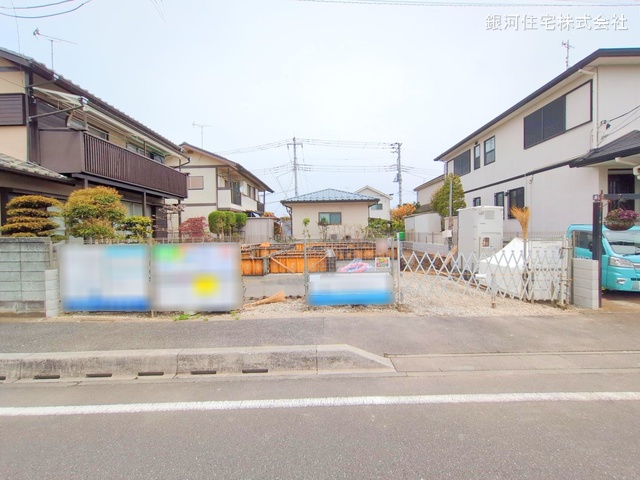 G00368207 埼玉県さいたま市西区大字中野林 新築一戸建て 3180万円 土地面積146.54m² (約44.32坪) 建物面積99.36m² (約30.05坪) 間取り４ＬＤＫ 築年月2025年06月【外観8】
