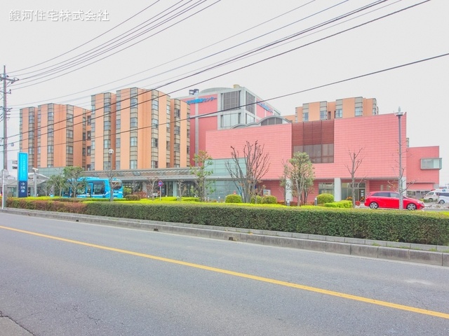 G00368207 埼玉県さいたま市西区大字中野林 新築一戸建て 3180万円 土地面積146.54m² (約44.32坪) 建物面積99.36m² (約30.05坪) 間取り４ＬＤＫ 築年月2025年06月【周辺環境】さいたま市民医療センター