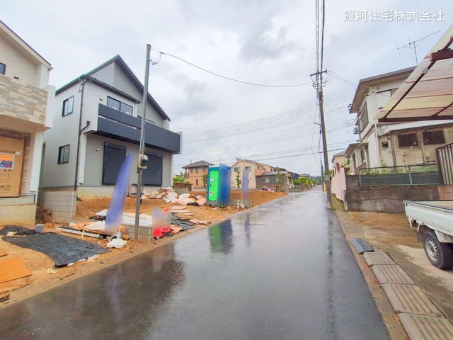 G00368237 千葉県四街道市旭ヶ丘４丁目 新築一戸建て 3180万円 土地面積124.74m² (約37.73坪) 建物面積100.19m² (約30.30坪) 間取り４ＬＤＫ 築年月2025年06月【外観3】