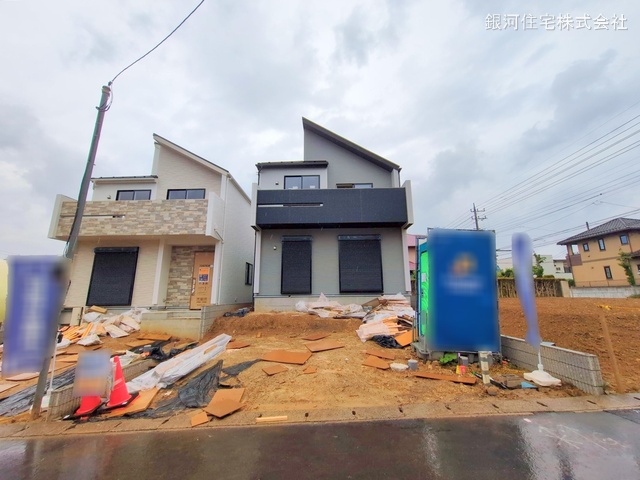 G00368237 千葉県四街道市旭ヶ丘４丁目 新築一戸建て 3180万円 土地面積124.74m² (約37.73坪) 建物面積100.19m² (約30.30坪) 間取り４ＬＤＫ 築年月2025年06月【外観10】