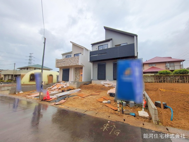 G00368237 千葉県四街道市旭ヶ丘４丁目 新築一戸建て 3180万円 土地面積124.74m² (約37.73坪) 建物面積100.19m² (約30.30坪) 間取り４ＬＤＫ 築年月2025年06月【外観11】