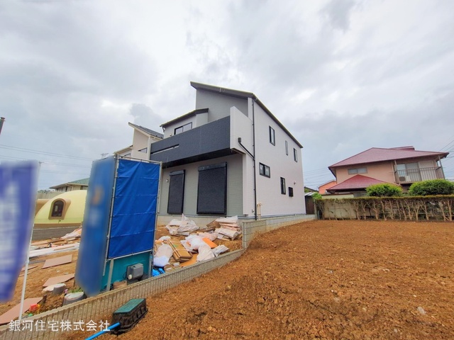 G00368237 千葉県四街道市旭ヶ丘４丁目 新築一戸建て 3180万円 土地面積124.74m² (約37.73坪) 建物面積100.19m² (約30.30坪) 間取り４ＬＤＫ 築年月2025年06月【外観14】