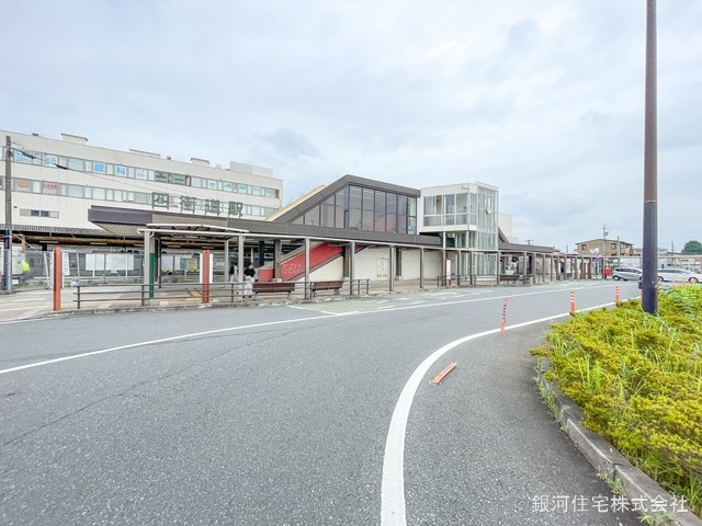 G00368237 千葉県四街道市旭ヶ丘４丁目 新築一戸建て 3180万円 土地面積124.74m² (約37.73坪) 建物面積100.19m² (約30.30坪) 間取り４ＬＤＫ 築年月2025年06月【周辺環境】総武本線「四街道」駅