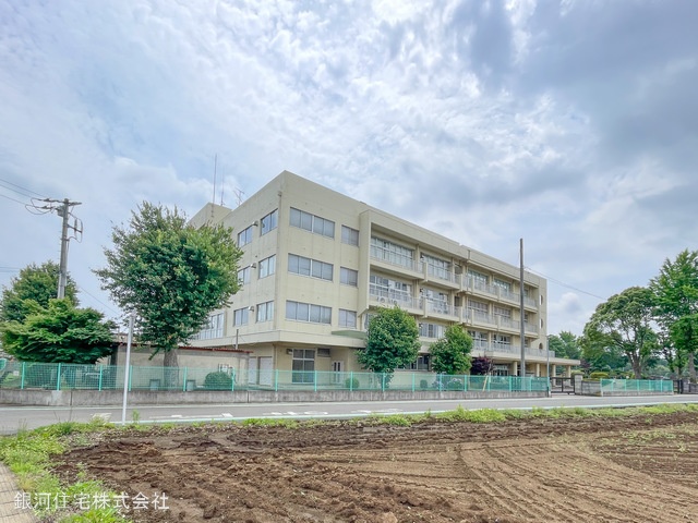 G00368241 千葉県千葉市緑区大椎町 新築一戸建て 3550万円 土地面積166.95m² (約50.50坪) 建物面積104.13m² (約31.49坪) 間取り４ＬＤＫ 築年月2025年05月【周辺環境】千葉市立大木戸小学校