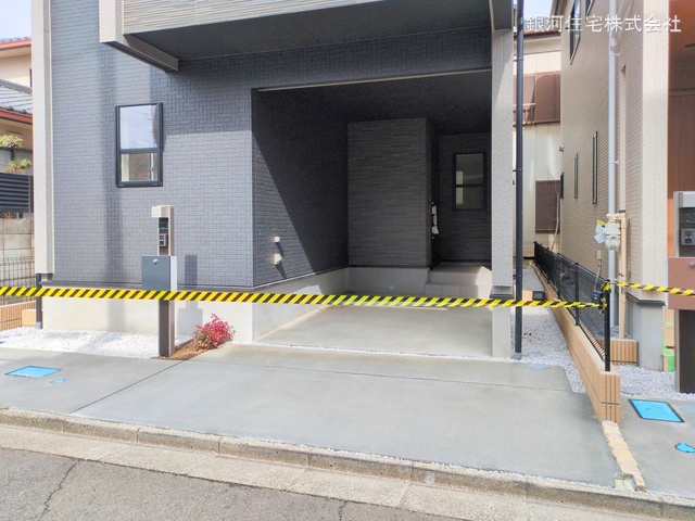G00368250 埼玉県川越市旭町３丁目 新築一戸建て 3890万円 土地面積74.55m² (約22.55坪) 建物面積114.67m² (約34.68坪) 間取り４ＬＤＫ 築年月2025年02月(築１年以内)【外観4】