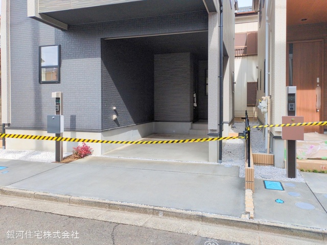 G00368250 埼玉県川越市旭町３丁目 新築一戸建て 3890万円 土地面積74.55m² (約22.55坪) 建物面積114.67m² (約34.68坪) 間取り４ＬＤＫ 築年月2025年02月(築１年以内)【外観5】