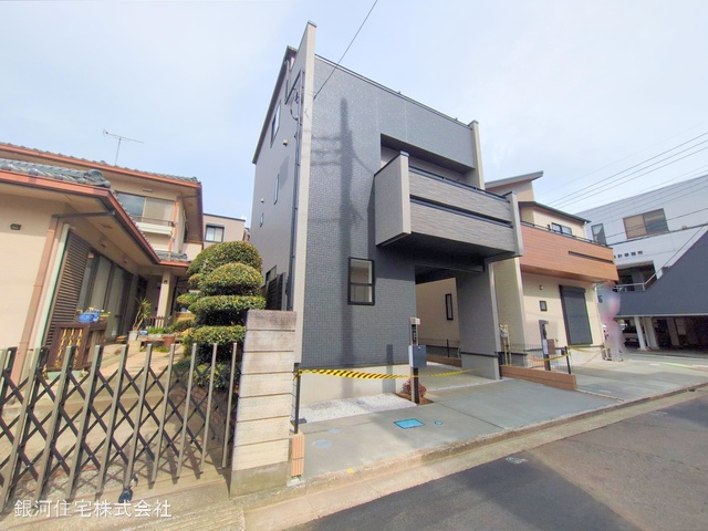 G00368250 埼玉県川越市旭町３丁目 新築一戸建て 3890万円 土地面積74.55m² (約22.55坪) 建物面積114.67m² (約34.68坪) 間取り４ＬＤＫ 築年月2025年02月(築１年以内)【外観12】