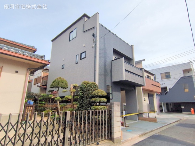 G00368250 埼玉県川越市旭町３丁目 新築一戸建て 3890万円 土地面積74.55m² (約22.55坪) 建物面積114.67m² (約34.68坪) 間取り４ＬＤＫ 築年月2025年02月(築１年以内)【外観14】
