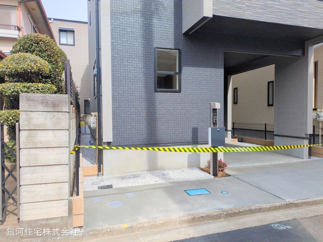 G00368250 埼玉県川越市旭町３丁目 新築一戸建て 3890万円 土地面積74.55m² (約22.55坪) 建物面積114.67m² (約34.68坪) 間取り４ＬＤＫ 築年月2025年02月(築１年以内)【外観15】