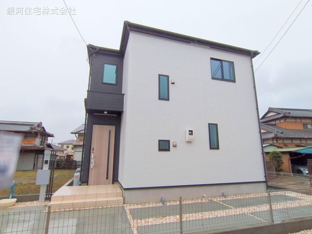 G00368261 神奈川県小田原市栢山 新築一戸建て 2499万円 土地面積120.92m² (約36.57坪) 建物面積99.15m² (約29.99坪) 間取り４ＬＤＫ 築年月2025年01月(築１年以内)【外観15】