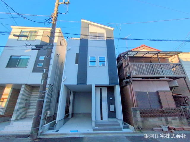 G00368268 神奈川県川崎市川崎区小田４丁目 新築一戸建て 4500万円 土地面積50.24m² (約15.19坪) 建物面積92.60m² (約28.01坪) 築年月2024年12月(築１年以内)【外観14】