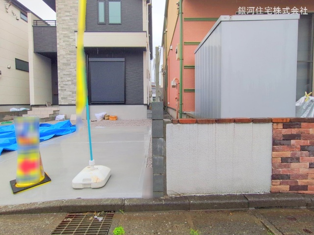 G00368283 東京都府中市四谷３丁目 新築一戸建て 6090万円 土地面積140.67m² (約42.55坪) 建物面積104.98m² (約31.75坪) 間取り４ＬＤＫ 築年月2025年05月【外観5】