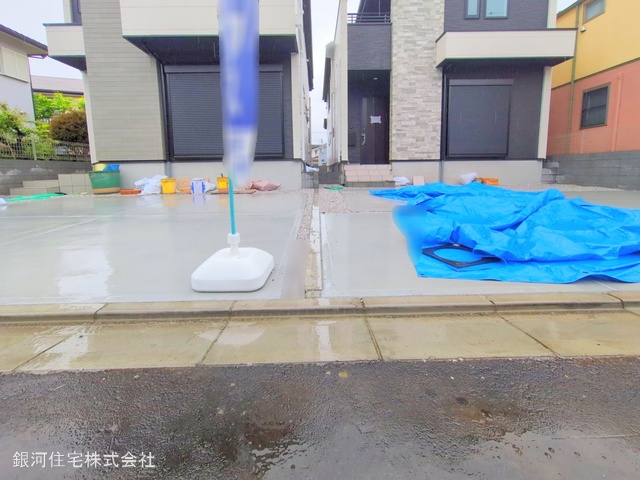 G00368283 東京都府中市四谷３丁目 新築一戸建て 6090万円 土地面積140.67m² (約42.55坪) 建物面積104.98m² (約31.75坪) 間取り４ＬＤＫ 築年月2025年05月【外観8】