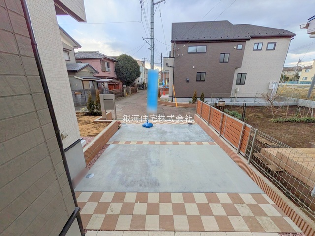 G00372250 東京都西東京市芝久保町５丁目 新築一戸建て 4680万円 土地面積100.15m² (約30.29坪) 建物面積79.48m² (約24.04坪) 間取り３ＬＤＫ 築年月2025年01月(築１年以内)【外観18】