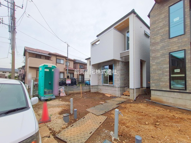 G00373474 千葉県船橋市薬円台３丁目 新築一戸建て 4440万円 土地面積110.00m² (約33.27坪) 建物面積106.59m² (約32.24坪) 間取り３ＳＬＤＫ 築年月2025年06月【外観4】