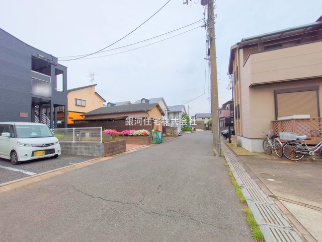 G00373474 千葉県船橋市薬円台３丁目 新築一戸建て 4440万円 土地面積110.00m² (約33.27坪) 建物面積106.59m² (約32.24坪) 間取り３ＳＬＤＫ 築年月2025年06月【外観10】