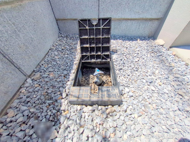 G00373511 埼玉県川口市芝下３丁目 新築一戸建て 4199万円 土地面積55.26m² (約16.71坪) 建物面積105.66m² (約31.96坪) 間取り３ＬＤＫ 築年月2025年04月(築１年以内)【外観17】