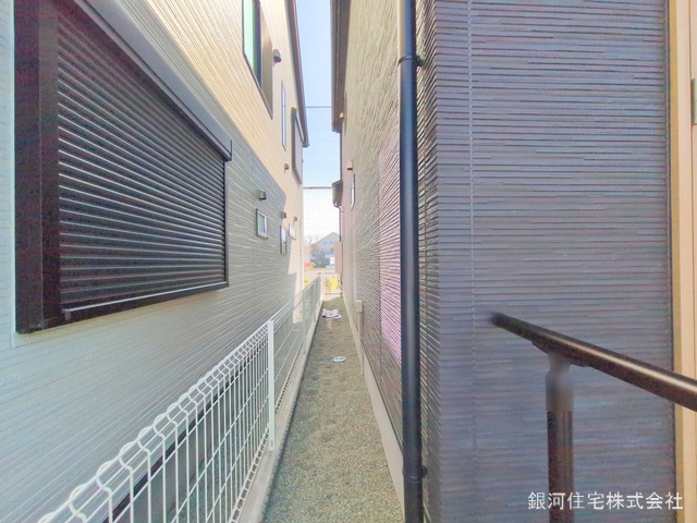 G00373546 神奈川県横浜市戸塚区柏尾町 新築一戸建て 4980万円 土地面積125.51m² (約37.96坪) 建物面積96.05m² (約29.05坪) 間取り４ＬＤＫ 築年月2025年03月(築１年以内)【外観11】