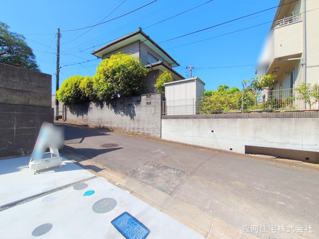 G00373546 神奈川県横浜市戸塚区柏尾町 新築一戸建て 4980万円 土地面積125.51m² (約37.96坪) 建物面積96.05m² (約29.05坪) 間取り４ＬＤＫ 築年月2025年03月(築１年以内)【外観12】