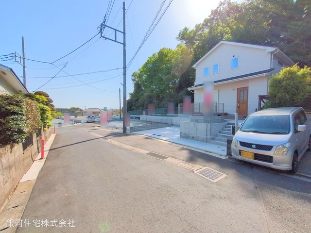 G00373549 東京都武蔵村山市中央３丁目 新築一戸建て 3630万円 土地面積141.15m² (約42.69坪) 建物面積92.53m² (約27.99坪) 間取り３ＬＤＫ 築年月2025年01月(築１年以内)【外観12】