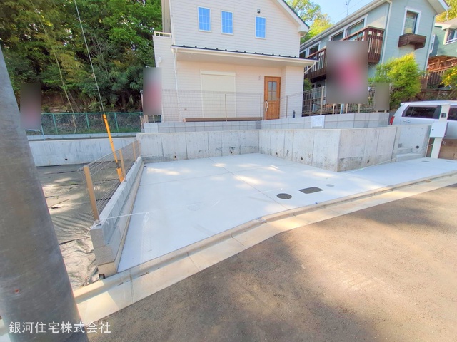 G00373549 東京都武蔵村山市中央３丁目 新築一戸建て 3630万円 土地面積141.15m² (約42.69坪) 建物面積92.53m² (約27.99坪) 間取り３ＬＤＫ 築年月2025年01月(築１年以内)【外観14】