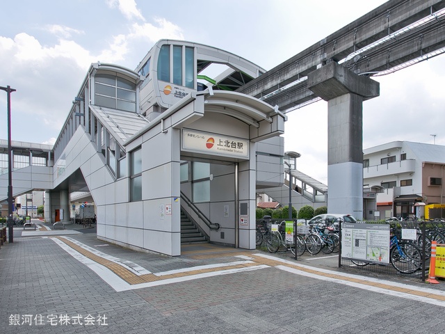 G00373549 東京都武蔵村山市中央３丁目 新築一戸建て 3630万円 土地面積141.15m² (約42.69坪) 建物面積92.53m² (約27.99坪) 間取り３ＬＤＫ 築年月2025年01月(築１年以内)【周辺環境】多摩モノレール「上北台」駅