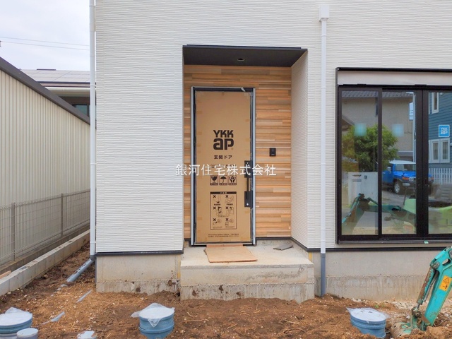G00374751 千葉県木更津市羽鳥野５丁目 新築一戸建て 3899万円 土地面積217.82m² (約65.89坪) 建物面積112.79m² (約34.11坪) 間取り４ＬＤＫ 築年月2025年06月(築１年以内)【外観7】