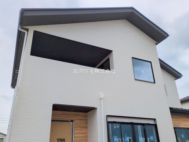 G00374751 千葉県木更津市羽鳥野５丁目 新築一戸建て 3899万円 土地面積217.82m² (約65.89坪) 建物面積112.79m² (約34.11坪) 間取り４ＬＤＫ 築年月2025年06月(築１年以内)【外観8】