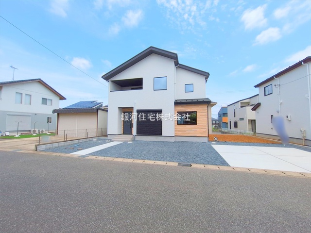 G00374751 千葉県木更津市羽鳥野５丁目 新築一戸建て 3899万円 土地面積217.82m² (約65.89坪) 建物面積112.79m² (約34.11坪) 間取り４ＬＤＫ 築年月2025年06月(築１年以内)【外観12】