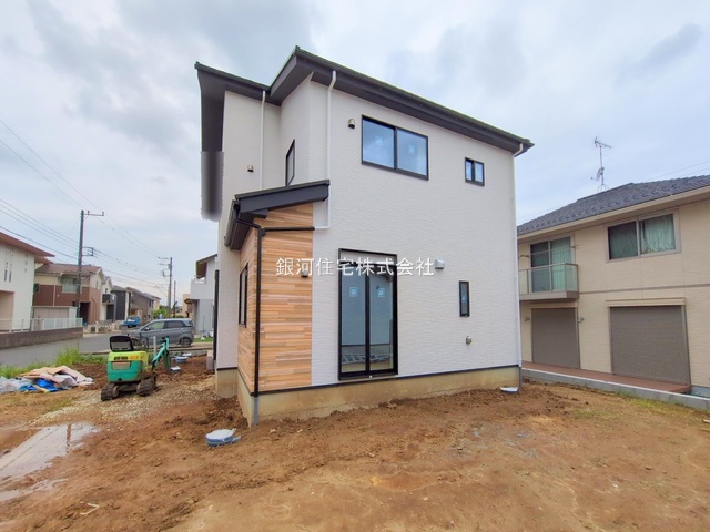 G00374751 千葉県木更津市羽鳥野５丁目 新築一戸建て 3899万円 土地面積217.82m² (約65.89坪) 建物面積112.79m² (約34.11坪) 間取り４ＬＤＫ 築年月2025年06月(築１年以内)【外観13】