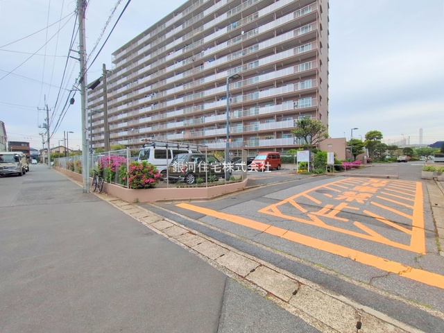 G00374835 千葉県市川市幸２丁目 中古マンション 2680万円 専有面積62.86m² (約19.01坪) 間取り２ＬＤＫ 所在階12階 築年月1978年04月(築47年)【外観13】