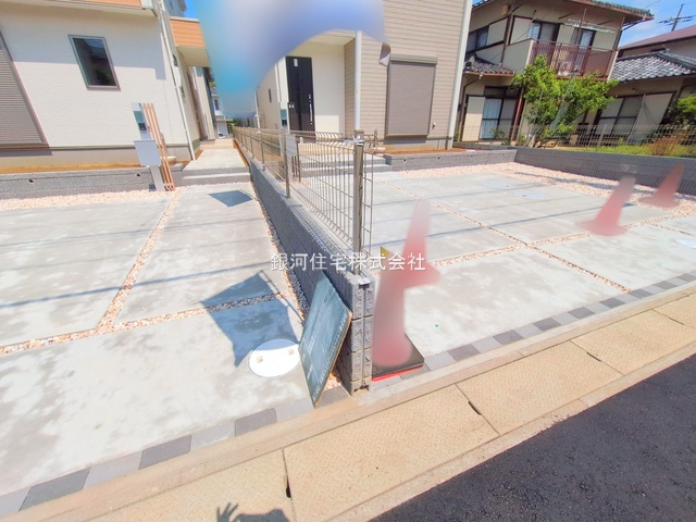 G00374836 千葉県市川市中国分５丁目 新築一戸建て 4880万円 土地面積156.52m² (約47.34坪) 建物面積99.37m² (約30.05坪) 間取り４ＬＤＫ 築年月2025年05月(築１年以内)【外観13】