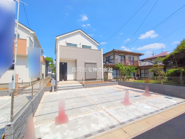 G00374837 千葉県市川市中国分５丁目 新築一戸建て 4780万円 土地面積156.59m² (約47.36坪) 建物面積99.57m² (約30.11坪) 間取り４ＬＤＫ 築年月2025年05月(築１年以内)【外観2】