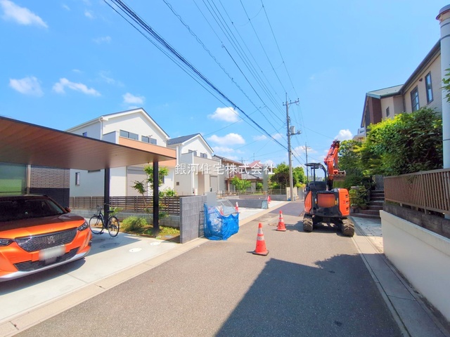 G00374837 千葉県市川市中国分５丁目 新築一戸建て 4780万円 土地面積156.59m² (約47.36坪) 建物面積99.57m² (約30.11坪) 間取り４ＬＤＫ 築年月2025年05月(築１年以内)【外観3】