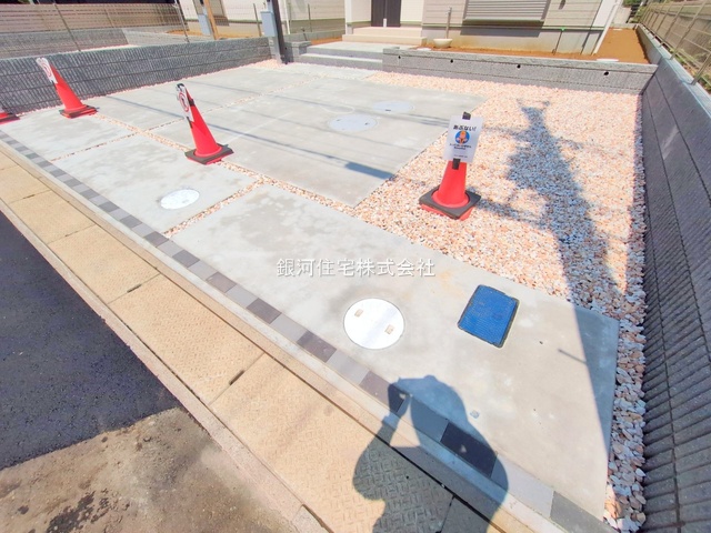 G00374837 千葉県市川市中国分５丁目 新築一戸建て 4780万円 土地面積156.59m² (約47.36坪) 建物面積99.57m² (約30.11坪) 間取り４ＬＤＫ 築年月2025年05月(築１年以内)【外観11】