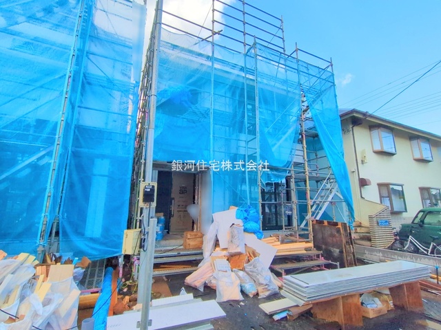 G00374952 千葉県船橋市習志野２丁目 新築一戸建て 4099万円 土地面積118.71m² (約35.90坪) 建物面積105.92m² (約32.04坪) 間取り３ＳＬＤＫ 築年月2025年08月【外観16】