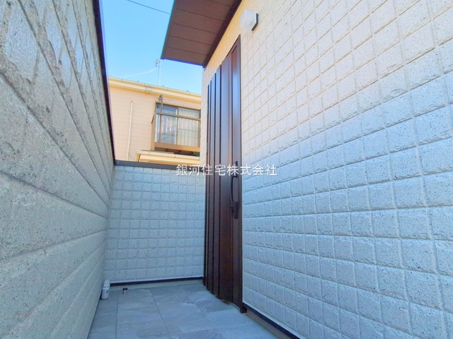 G00376434 千葉県松戸市六高台西 中古一戸建て 4690万円 土地面積120.56m² (約36.46坪) 建物面積108.20m² (約32.73坪) 間取り４ＬＤＫ 築年月2024年06月(築1年)【外観16】