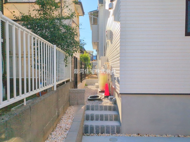 G00376434 千葉県松戸市六高台西 中古一戸建て 4690万円 土地面積120.56m² (約36.46坪) 建物面積108.20m² (約32.73坪) 間取り４ＬＤＫ 築年月2024年06月(築1年)【外観18】