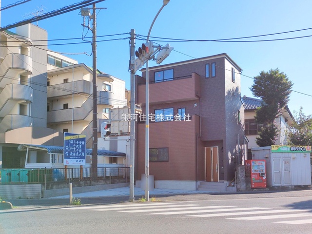 G00376450 埼玉県志木市柏町５丁目 新築一戸建て 4790万円 土地面積86.62m² (約26.20坪) 建物面積101.02m² (約30.55坪) 間取り３ＳＬＤＫ 築年月2025年07月(築１年以内)【外観15】