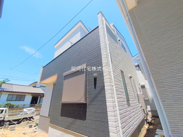 G00378105 神奈川県横須賀市鴨居１丁目 新築一戸建て 3280万円 土地面積102.58m² (約31.03坪) 建物面積97.70m² (約29.55坪) 間取り４ＬＤＫ 築年月2025年04月(築１年以内)【外観17】