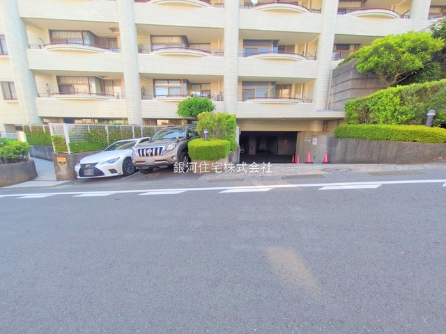 G00378110 神奈川県川崎市宮前区犬蔵２丁目 中古マンション 6699万円 専有面積81.53m² (約24.66坪) 間取り３ＬＤＫ 所在階4階 築年月1990年03月(築35年)【外観8】